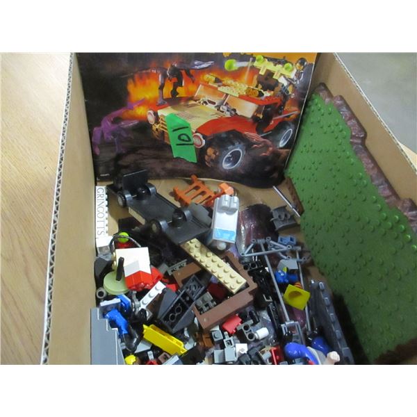 BOX C/W ASSORTED LEGO PIECES