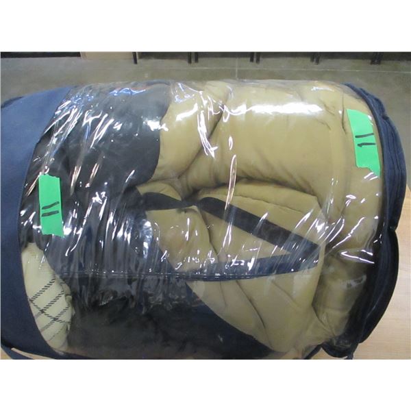 QUEEN SIZE COMFORTER