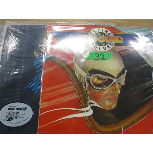 COLLECTABLE:  ASSORTEMENT OF RECORDS