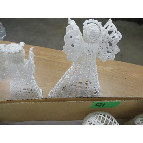 ESTATE:  BOX C/W KNITTED DECORATIONS