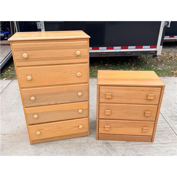 BLOND WOOD DRESSER AND SMALL DRAWER UNIT