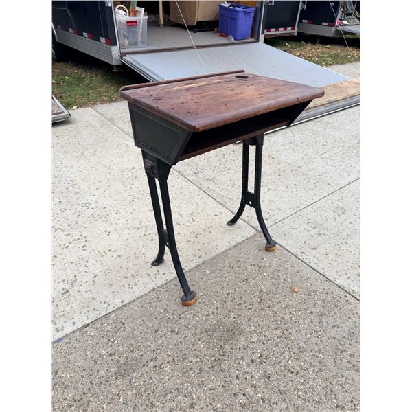 ANTIQUE METAL AND WOOD DESK