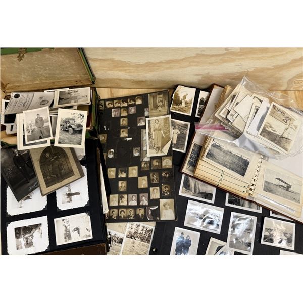 Lot of Black & White Antique Photographs & Albums