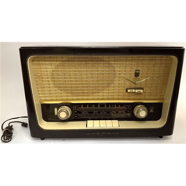 1960s Grundig Shortwave Tube Radio (Model 997)