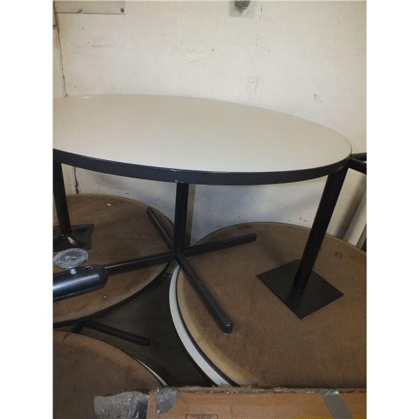 7 4ft Round Tables