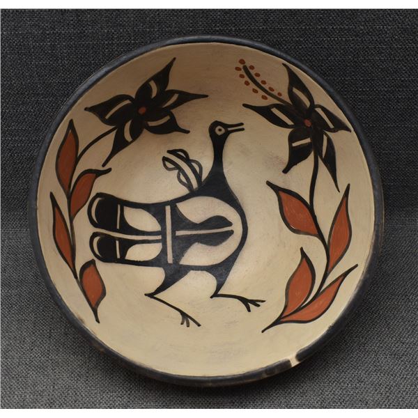 SANTO DOMINGO POTTERY BOWL (ARTHUR AND HILDA CORIZ)