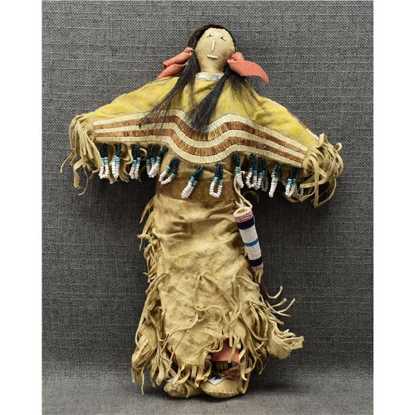 SIOUX INDIAN HIDE DOLL