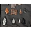 Image 9 : COLLECTION OF STONE POINTS