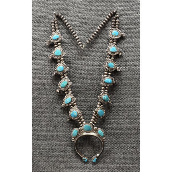 NAVAJO SQUASH NECKLACE