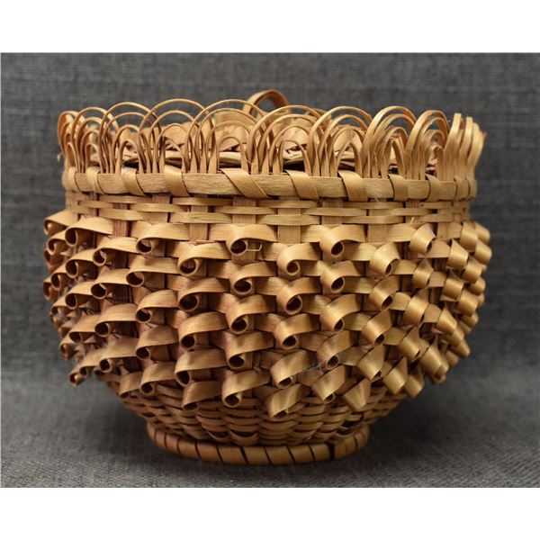 PENOBSCOT LIDDED BASKET