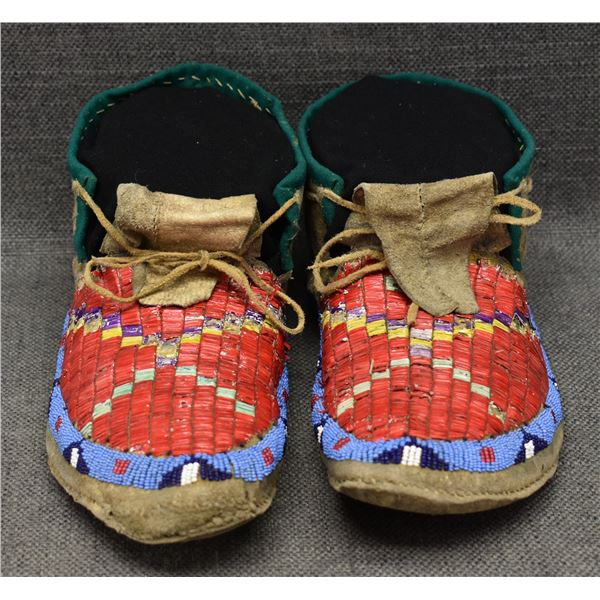 SIOUX MOCCASINS