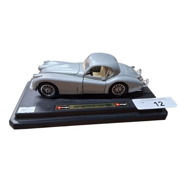 Die cast Jaguar XK120 coupe 1948, looks to be 1:24 scale