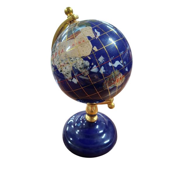 Beautiful gem globe 6" tall
