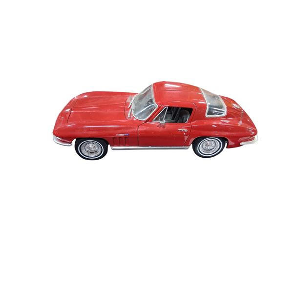 1:18 scale die cast Corvette Stingray