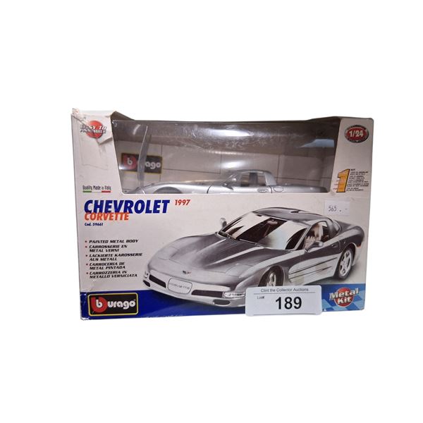 NIB Chevrolet Corvette 1997 1:24 scale model kit