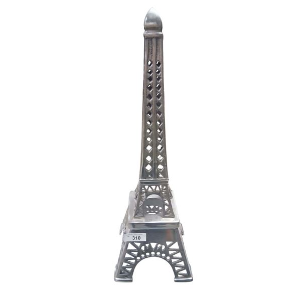 Decorative aluminum Eiffel Tower 30" tall