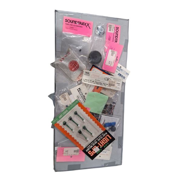 Misc electronics lot, as seen