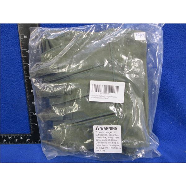 Sterling SMG Mag Pouch - Unused Military Surplus