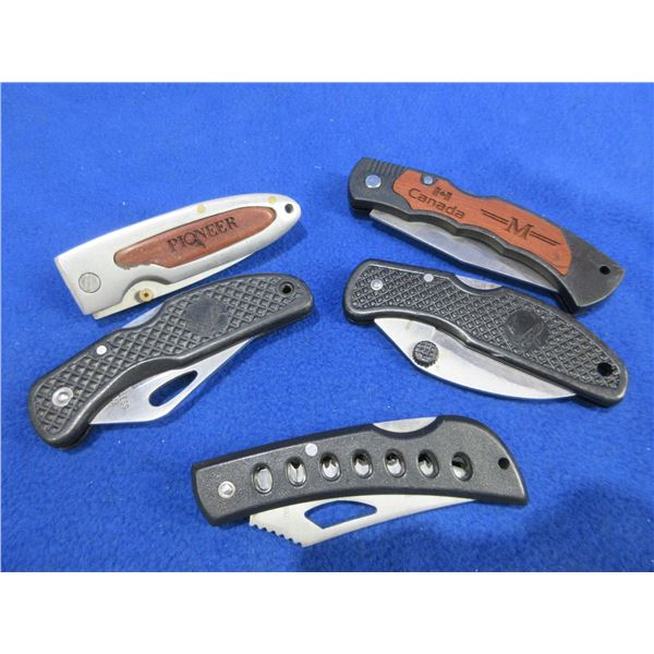 5 Folding Lock Blade Knives