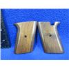 Image 1 : Davis P-32 32 ACP Wood Grips - Screw Missing