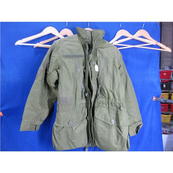Canadian Military Surplus Combat Coat - Size 7036 (Height 70, Chest 36)