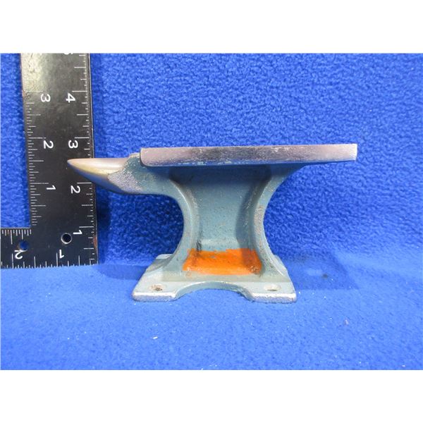 Small Cast Iron Jewellers Anvil