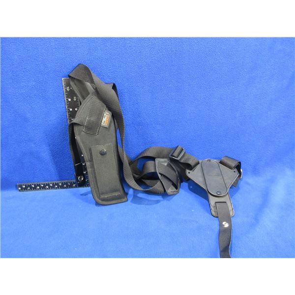 Uncle Mike's Sidekick Holster Size 3 Right Hand