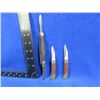 Image 1 : 3 Folding Blade Pocket Knives - 1 has a broken blade & is rusted