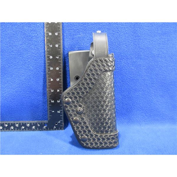 Uncle Mike's L.E. Pro-3 Duty Holster - Ruger Right Hand