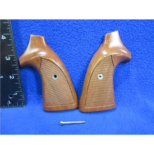 Smith & Wesson "J" Frame Square Butt Wood Grips with Screw
