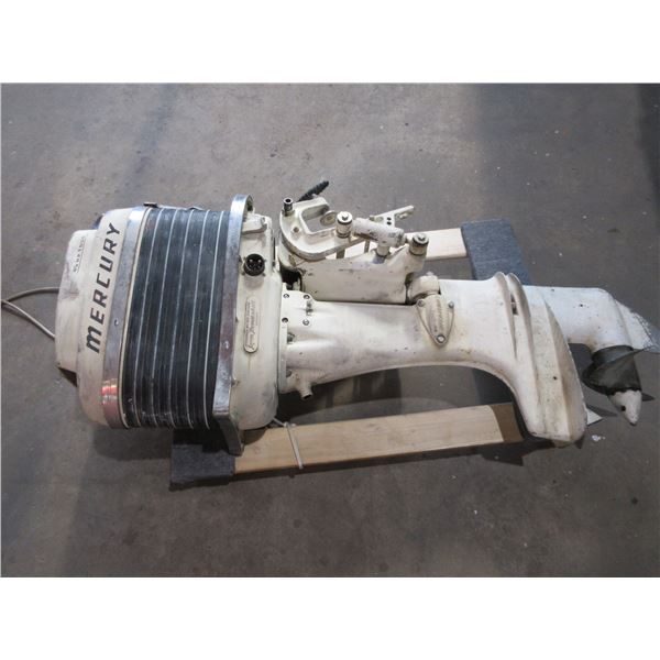 45 HP Mercury 400 Series Super Thunderbolt Outboard Boat Motor