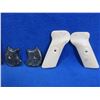 Image 1 : 2 Pairs of Pistol Grips - High Standard Derringer and Crosman