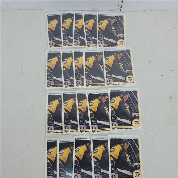 Lot of 20 1990 Upper Deck #144 Mario Lemieux, 1st Upper Deck Card