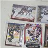 Image 2 : Lot of 7 Oversize NHL Star Cards