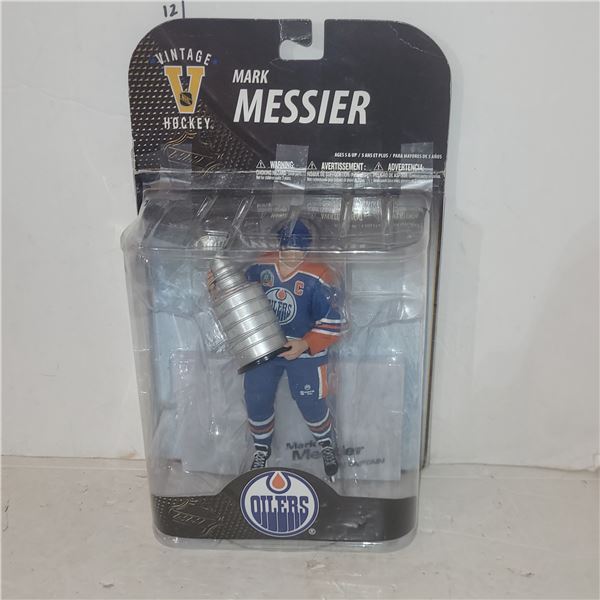 Vintage Hockey McFarlanes NHL Legends 7 Mark Messier - See all photos for condition