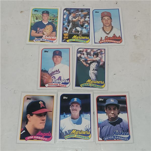 Awesome Lot of 8 Rookie Card - Nolan Ryan