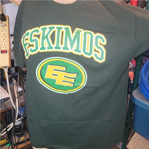 New With Tag Edmonton Eskimos T-Shirt Size Large
