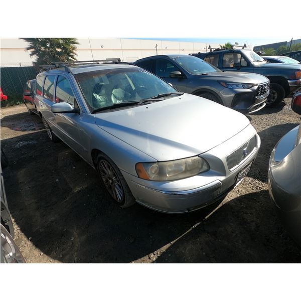 VOLVO V70 2006 T-DONATION