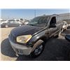 Image 2 : TOYOTA RAV4 2001 ADT