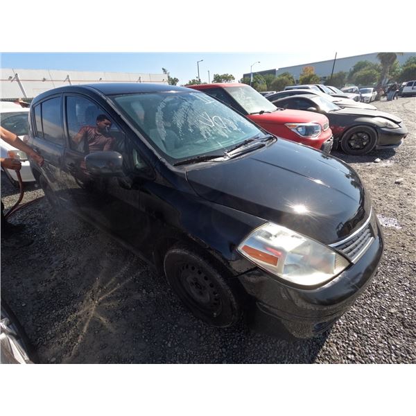 NISSAN VERSA 2009 SALV T/DONATION