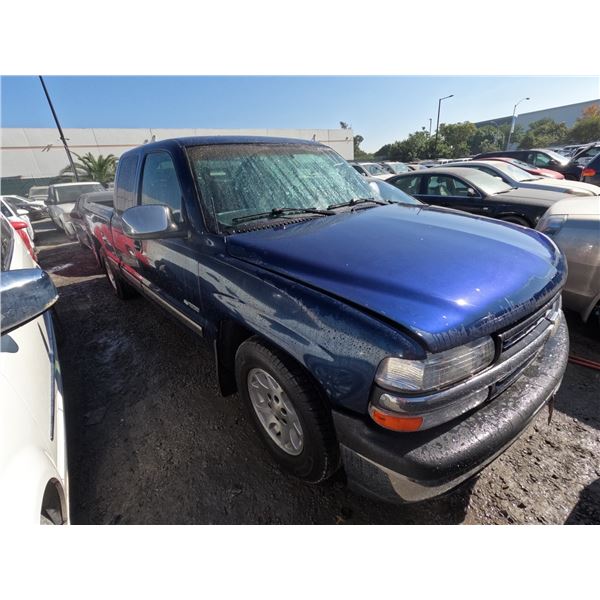 CHEV SILVERADO 2001 T-DONATION