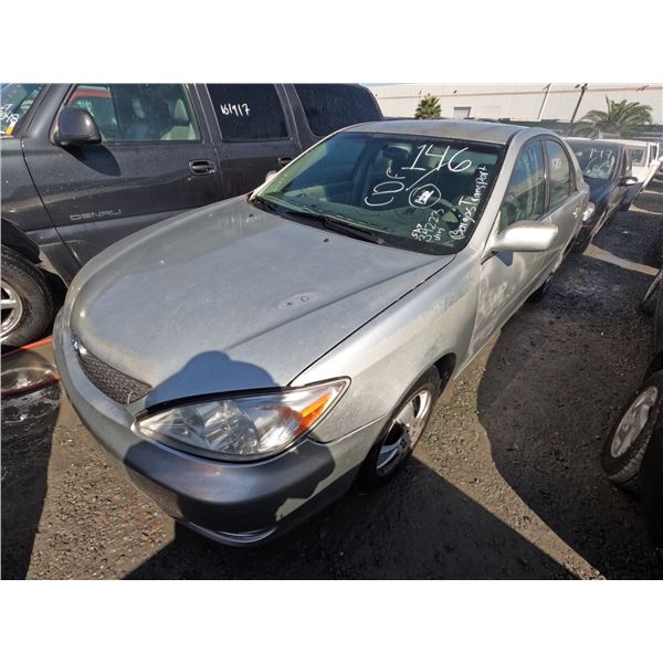 TOYOTA CAMRY 2002 SALV T/DONATION