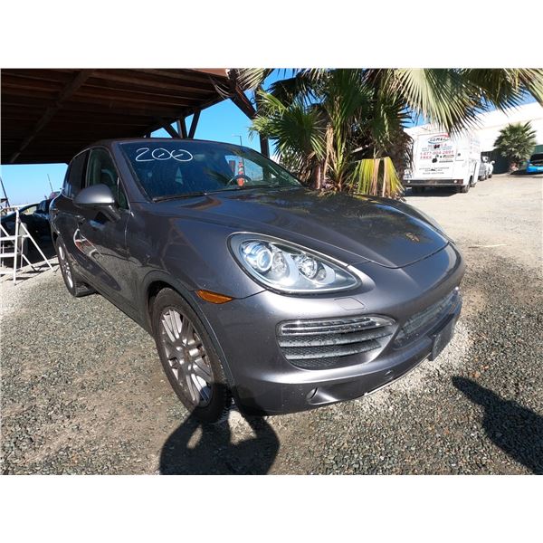 PORSCHE CAYENNE 2012 T-DONATION