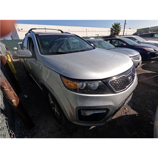 KIA SORENTO 2012 T-DONATION
