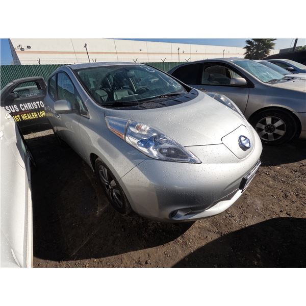 NISSAN LEAF 2015 T-DONATION