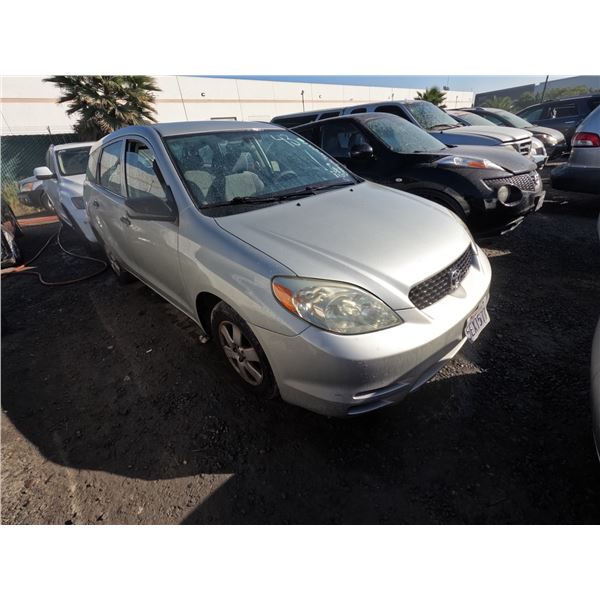 TOYOTA MATRIX 2004 ADT-DONATION