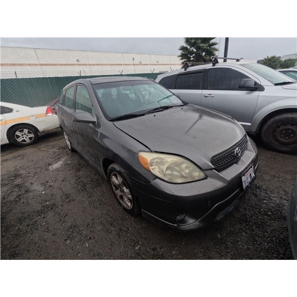 TOYOTA MATRIX 2005 SALV T/DONATION