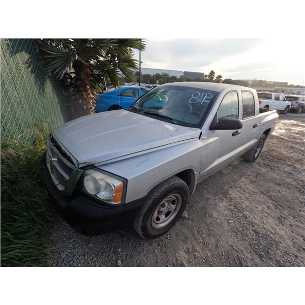 DODGE DAKOTA 2006 T