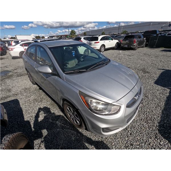 HYUNDAI ACCENT 2012 T