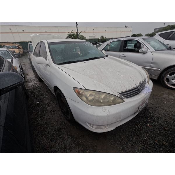 TOYOTA CAMRY 2005 ADT-SALV/DON